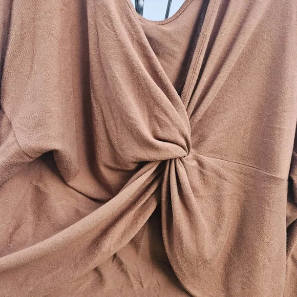 Forever 21 Brown Knit Sweater - Picture 2 of 4